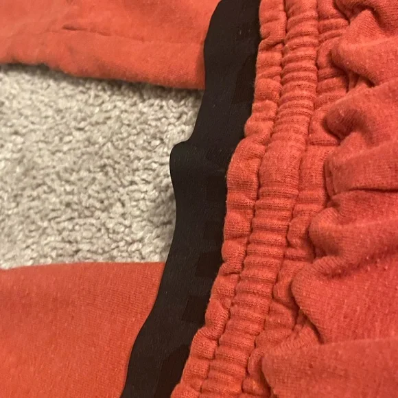 PINK Victoria's Secret Coral Lounge Pants - Picture 5 of 6